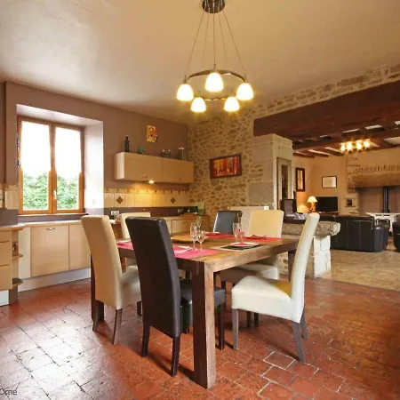 Saint-denis-sur-sarthon, 4 Pieces, 9 Personnes - Fr-1-497-21 Apartment *